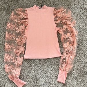 PrettyLittleThing Floral Top